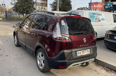 Минивэн Renault Scenic XMOD 2013 в 