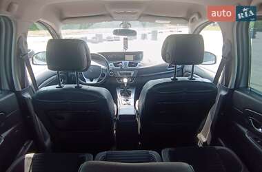 Минивэн Renault Scenic XMOD 2013 в 