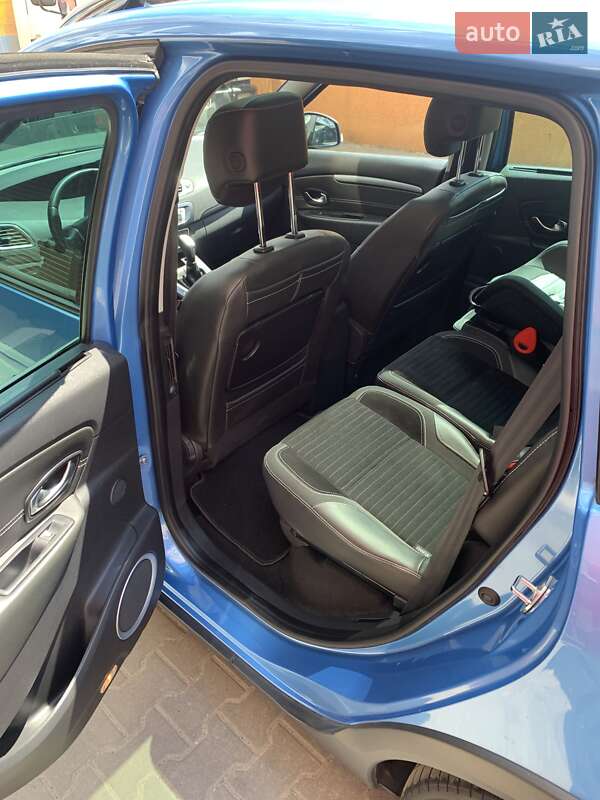 Минивэн Renault Scenic XMOD 2014 в Ровно