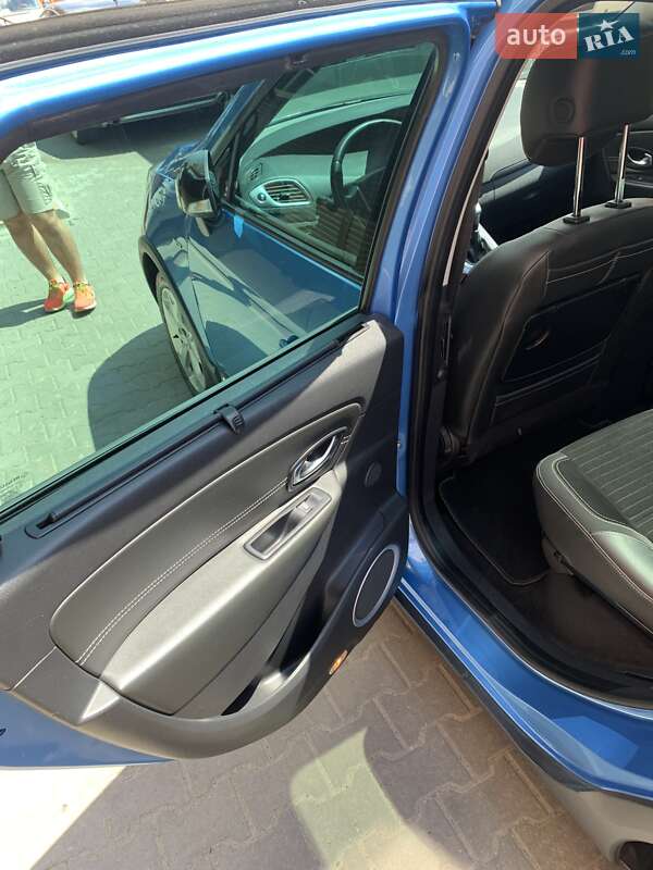Минивэн Renault Scenic XMOD 2014 в Ровно