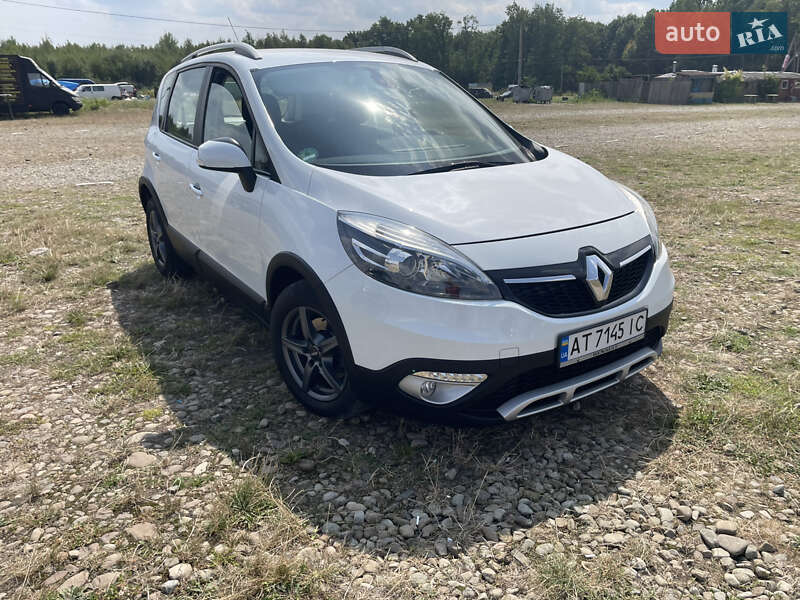 Минивэн Renault Scenic XMOD 2013 в 