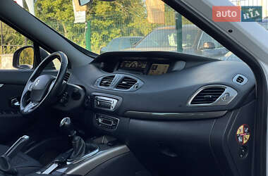 Минивэн Renault Scenic XMOD 2013 в 
