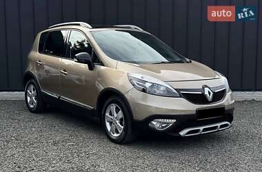 Минивэн Renault Scenic XMOD 2015 в 