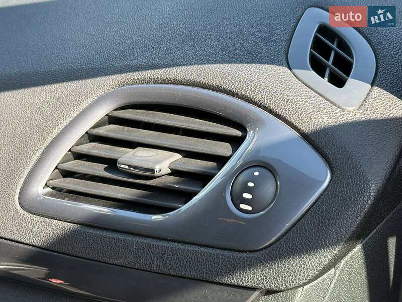 Мінівен Renault Scenic XMOD 2014 в Рівному