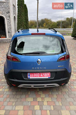 Минивэн Renault Scenic XMOD 2013 в 