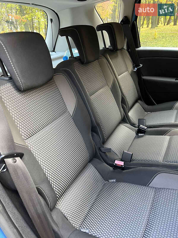 Мінівен Renault Scenic XMOD 2013 в Хоролі