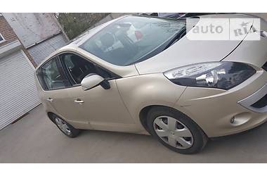 Универсал Renault Scenic 2011 в 