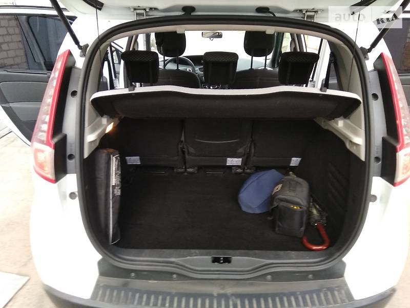 Мінівен Renault Scenic 2011 в Харкові