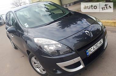 Минивэн Renault Scenic 2010 в Львове