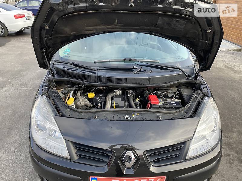 Хэтчбек Renault Scenic 2008 в Николаеве фото 3 Хэтчбек Renault Scenic 2008 в Николаеве