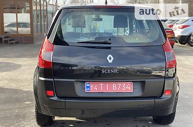Хетчбек Renault Scenic 2008 в 