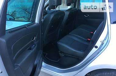 Мінівен Renault Scenic 2016 в 