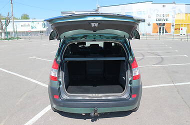 Минивэн Renault Scenic 2006 в 