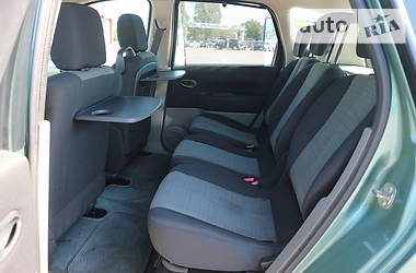 Минивэн Renault Scenic 2006 в 