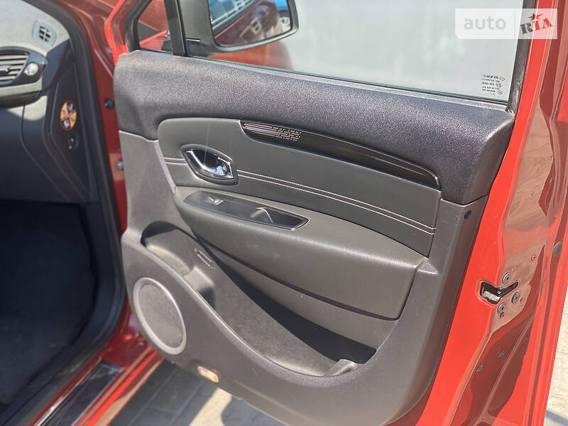 Універсал Renault Scenic 2013 в Рівному фото 9 Універсал Renault Scenic 2013 в Рівному