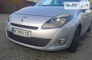 Минивэн Renault Scenic 2011 в Хмельницком