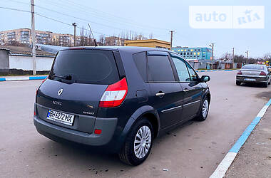 Минивэн Renault Scenic 2007 в Южном