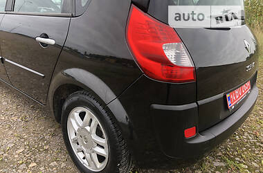 Мінівен Renault Scenic 2008 в Львові