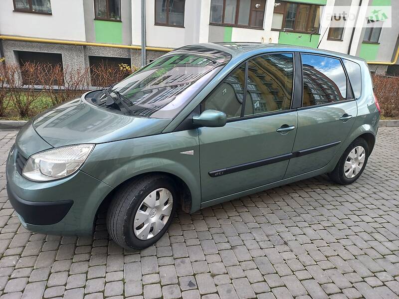 Седан Renault Scenic 2004 в Ивано-Франковске