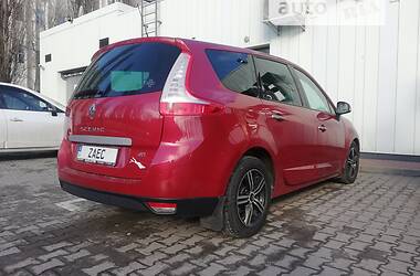 Минивэн Renault Scenic 2009 в Умани