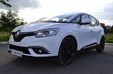 Мінівен Renault Scenic 2016 в 