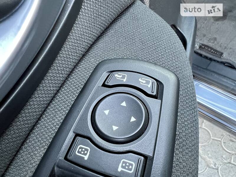 Мінівен Renault Scenic 2009 в Чернівцях