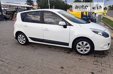 Минивэн Renault Scenic 2011 в Черновцах