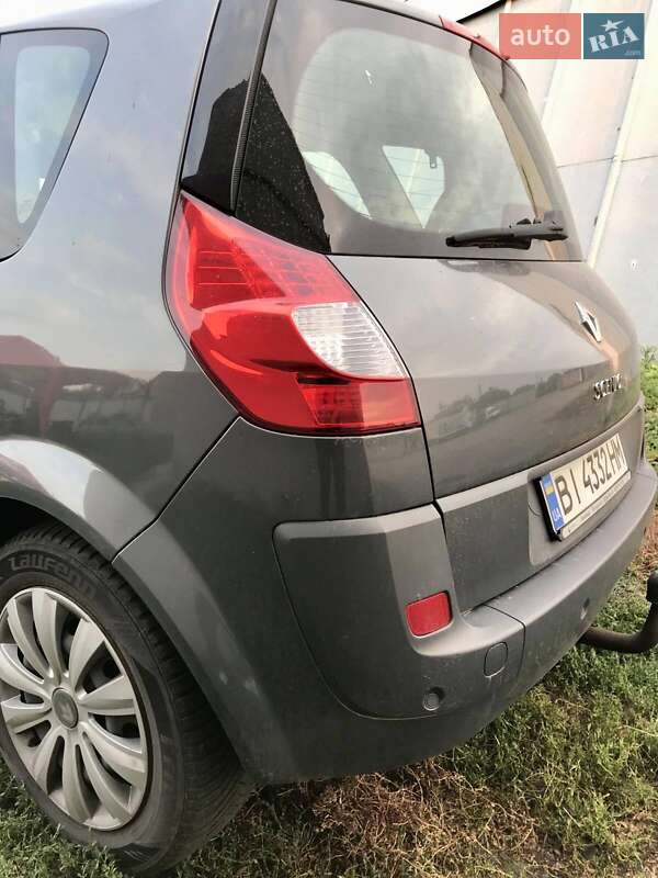 Минивэн Renault Scenic 2007 в Лубнах