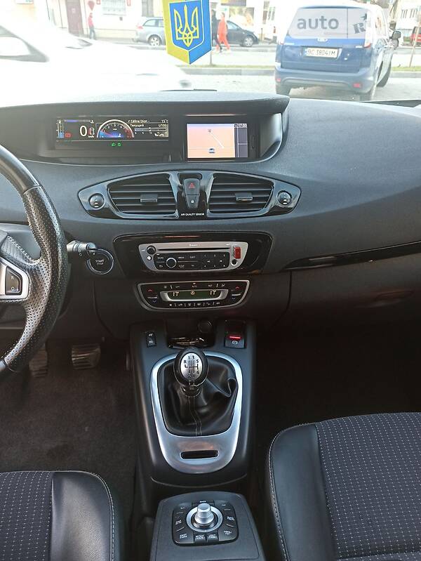 Минивэн Renault Scenic 2012 в Дрогобыче