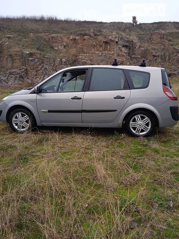 Минивэн Renault Scenic 2004 в Белой Церкви