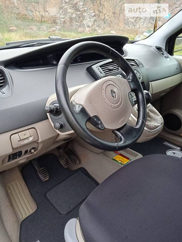 Минивэн Renault Scenic 2004 в Белой Церкви