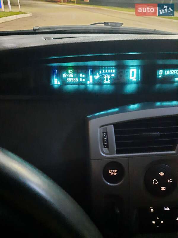 Минивэн Renault Scenic 2007 в Лохвице