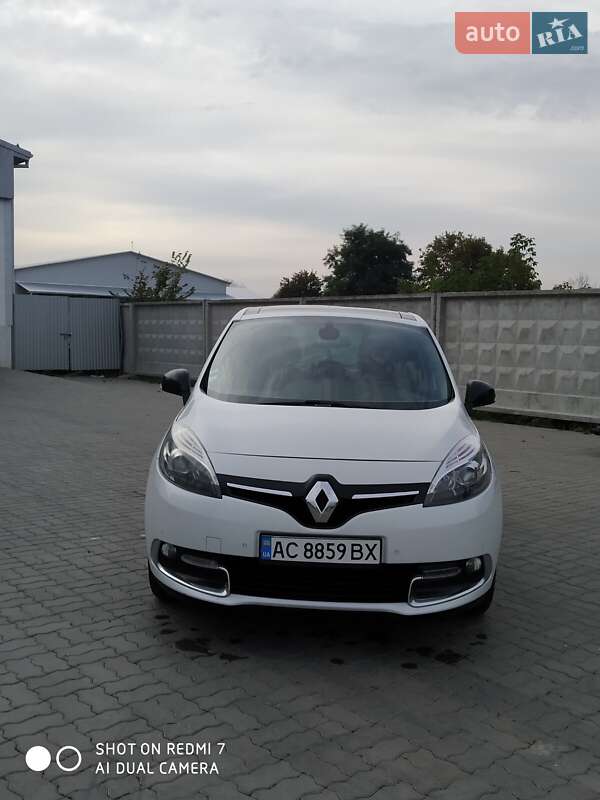 Renault Scenic 2012