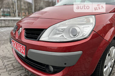 Минивэн Renault Scenic 2006 в 