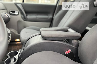 Минивэн Renault Scenic 2006 в 