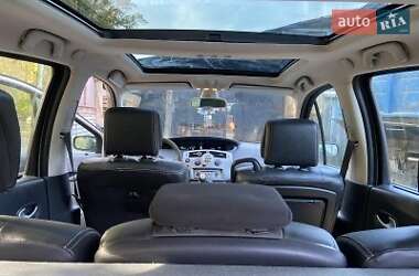 Минивэн Renault Scenic 2009 в 