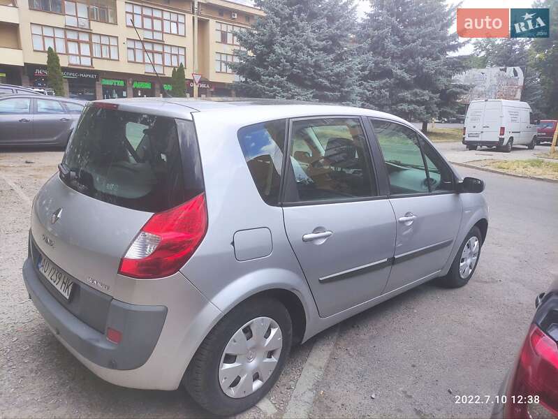 Минивэн Renault Scenic 2007 в Ужгороде