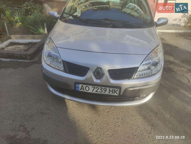 Минивэн Renault Scenic 2007 в Ужгороде