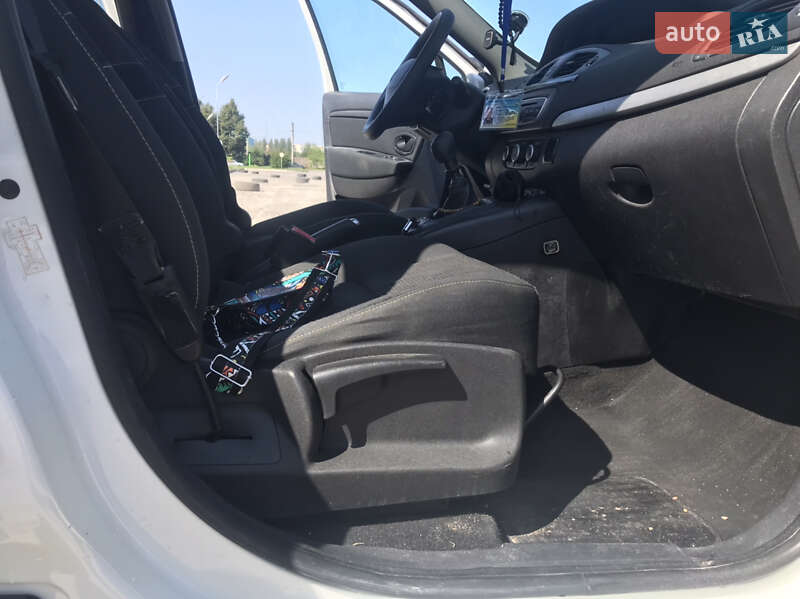 Минивэн Renault Scenic 2011 в Каменец-Подольском фото 5 Минивэн Renault Scenic 2011 в Каменец-Подольском