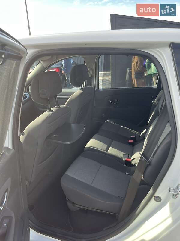 Мінівен Renault Scenic 2012 в Полтаві