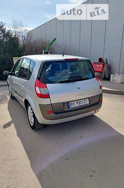 Минивэн Renault Scenic 2005 в 