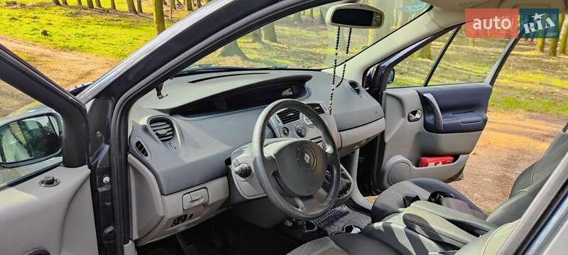 Мінівен Renault Scenic 2006 в Львові