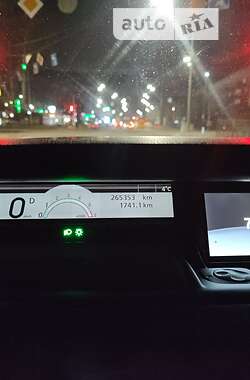 Минивэн Renault Scenic 2010 в 