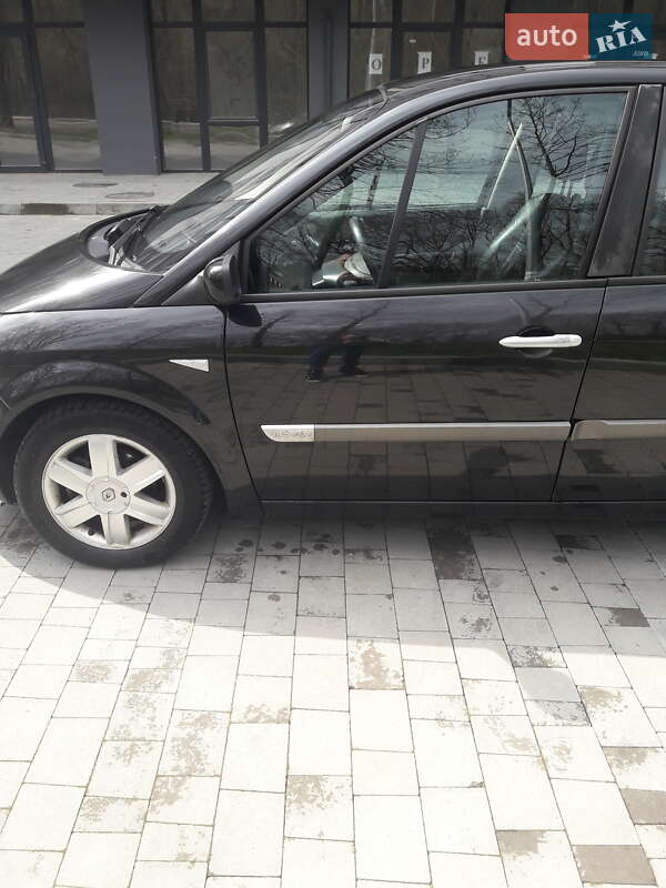 Мінівен Renault Scenic 2003 в Львові