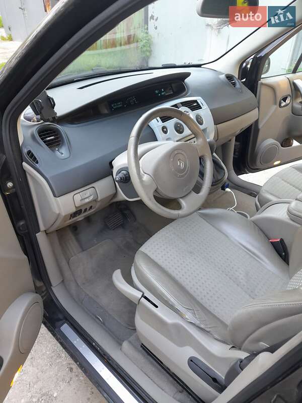 Минивэн Renault Scenic 2004 в Днепре