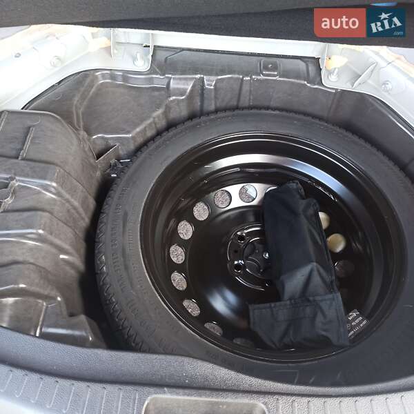 Минивэн Renault Scenic 2017 в Кобеляках фото 9 Минивэн Renault Scenic 2017 в Кобеляках