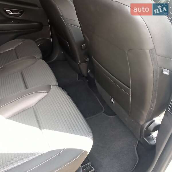 Минивэн Renault Scenic 2017 в Кобеляках фото 8 Минивэн Renault Scenic 2017 в Кобеляках