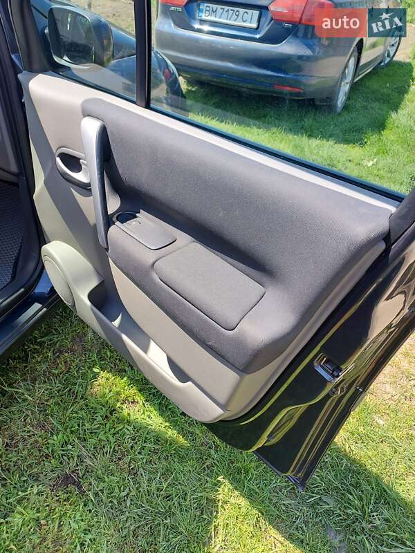 Минивэн Renault Scenic 2008 в Ромнах фото 11 Минивэн Renault Scenic 2008 в Ромнах