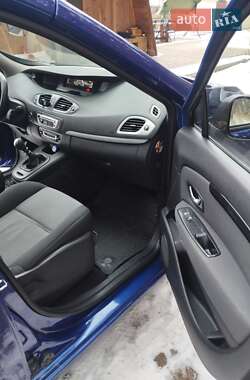 Мінівен Renault Scenic 2014 в Житомирі