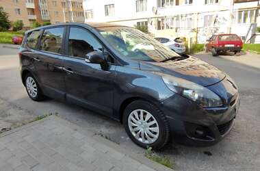 Мінівен Renault Scenic 2010 в 